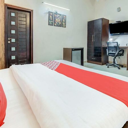 Oyo 27999 Hotel Deep Sirsa Exterior foto